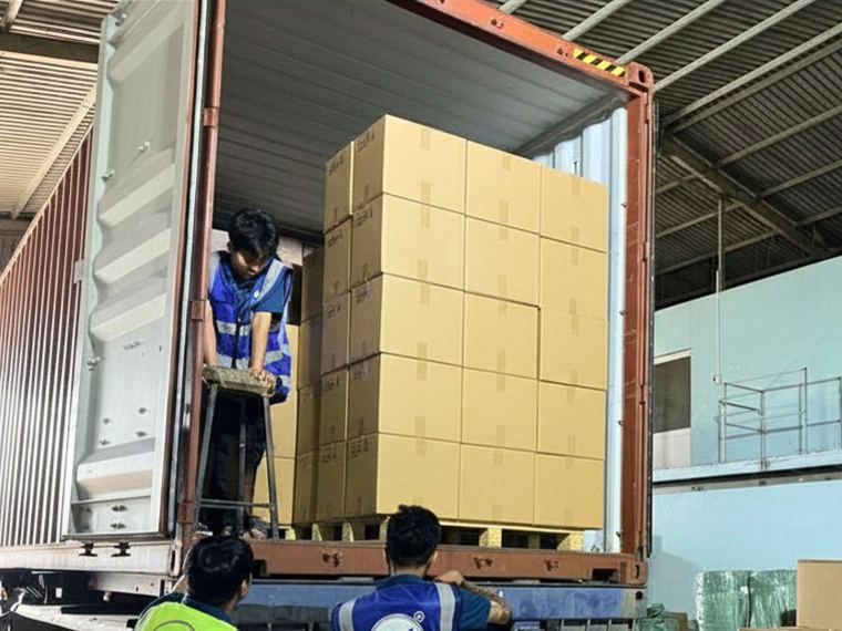 Export container delivery